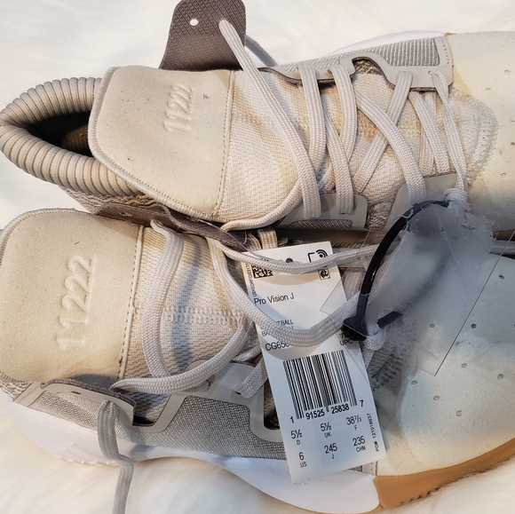 Pro Vision J - Picture 8 of 13